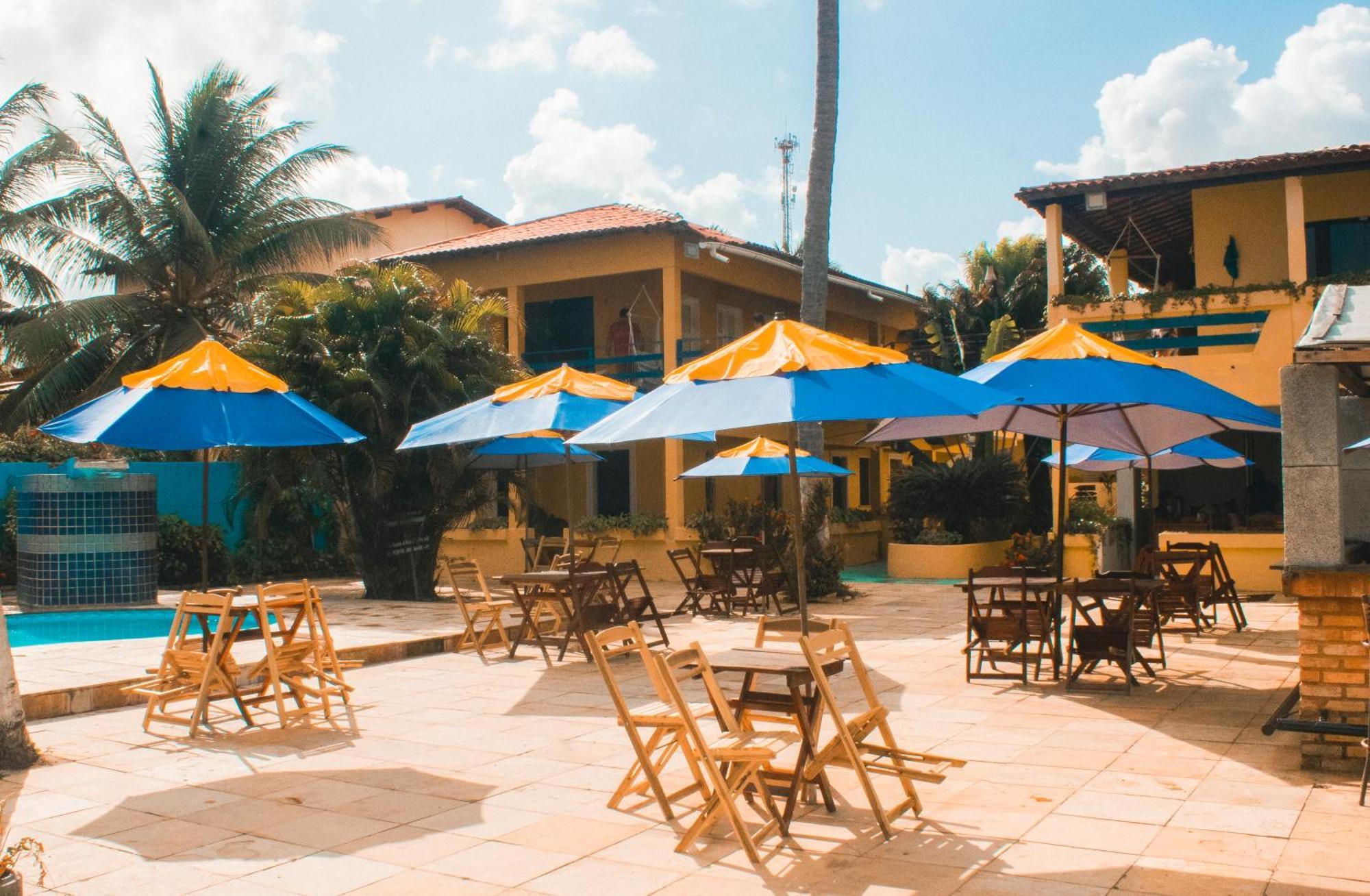 Pousada E Restaurante Sombra Dos Coqueiros Hotel Trairi Exterior photo